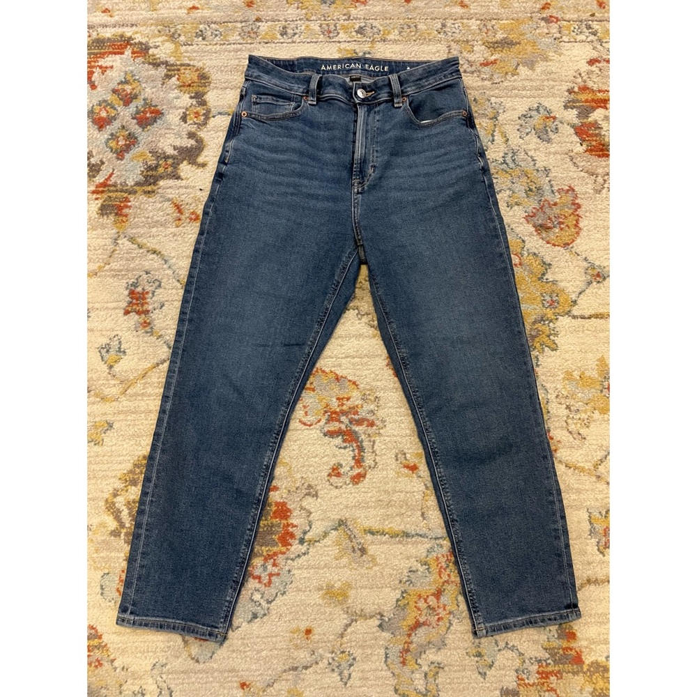 American Eagle Mom Jeans || 6 short